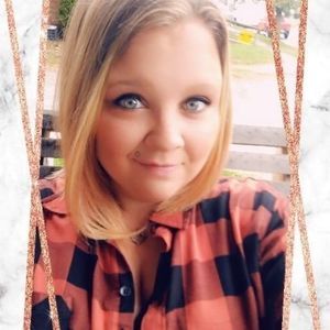 Meet your Posher, Carrie